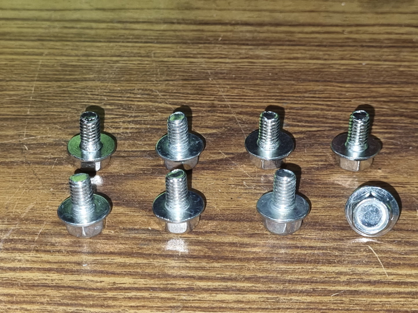 M6 Flanged Screws for Highstar (8 pcs)